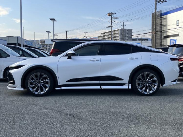 クラウンクロスオーバー2.5 G アドバンスト レザー パッケージ E-Four 4WD