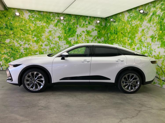 クラウンクロスオーバー2.5 G アドバンスト レザー パッケージ E-Four 4WD