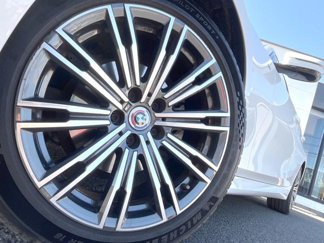 ������18�C���`�A���~�z�C�[��:�A���ԂȂ�ł͂̑�z����������x����z�C�[���Ƒ����ł�!���{�Ԃ̑���Ɋ���Ă�����ɂ����Б̊����Ē��������قǁA�������x���ł܂Ƃ܂��Ă��܂�!