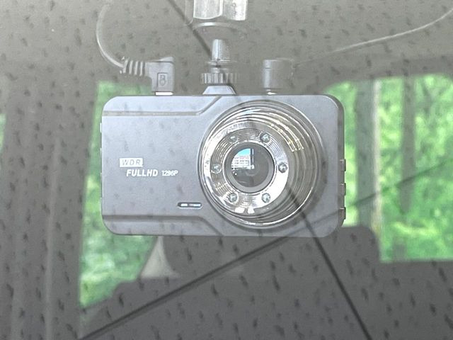 �y�h���C�u���R�[�_�[�z�h���C�u���R�[�_�[����!���s���͂������A������^�]�⎖�̂ɑ��������ہA�f���ŋL�^���A����̃��X�N�ɔ����܂��B���L�^�pSD�J�[�h�͂��q�l�����g�ł��������������K�v������܂��B