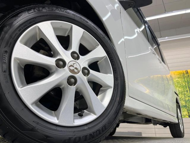 �y�����A���~�z�C�[���z�f�U�C�����̍��������A���~�z�C�[���𑕒����Ă���܂��B�e��ЊO�A���~�z�C�[����A�X�^�b�h���X�^�C�����戵�����Ă���܂��B���񂲑��k����������