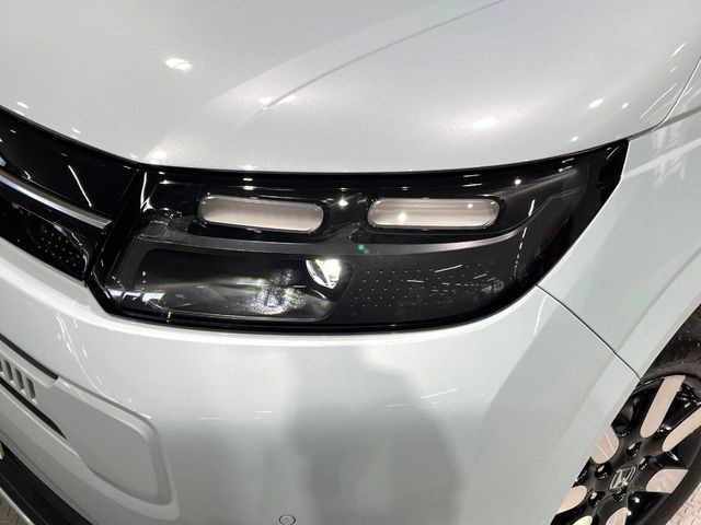 �yLED�w�b�h���C�g�z���V����ԑ��s�����ǍD�Ȏ��E���m�ۂ����S���ĉ^�]�ł��鍂�P�xLED�w�b�h���C�g�𑕔�!�_�����x�������A����d�͂��}�����Ă��܂��B