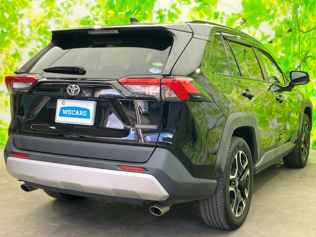 RAV42.0 アドベンチャー 4WD