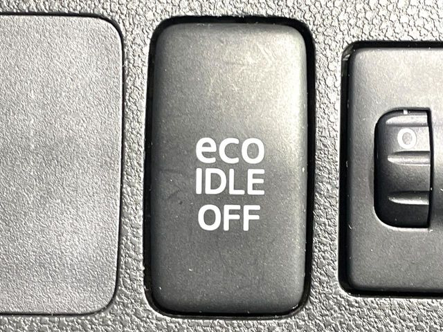 �y�A�C�h�����O�X�g�b�v�z�ԐM����a�؂Œ�Ԃ����ۂɃG���W�����~���A���ʂȔR���̏����}���܂��B�R��������ی�ɂȂ���@�\��G���W���̓u���[�L�𗣂��΍Ďn�����܂��B