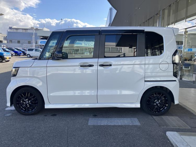 N-BOXカスタムL ターボ スタイルプラス ブラック