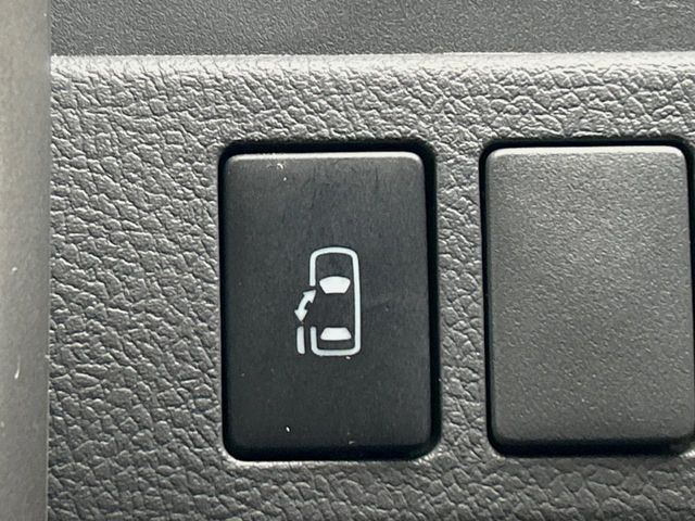 �y�p���[�X���C�h�h�A�z�X�}�[�g�L�[��^�]�Ȃ̃X�C�b�`�ŃX���C�h�h�A�̊J���\���d��������͂����ăh�A���J����K�v�������A���������q�l�ł��A�d���ו��������Ă��鎞�����N�ɊJ���߂ł��܂���