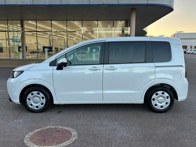 フリード1.5 e:HEV エアー