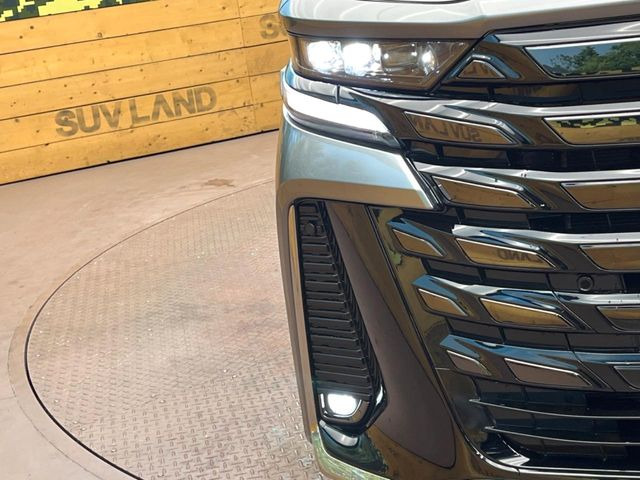 �yLED�w�b�h���C�g�z���V����ԑ��s�����ǍD�Ȏ��E���m�ۂ����S���ĉ^�]�ł��鍂�P�xLED�w�b�h���C�g�𑕔�!�_�����x�������A����d�͂��}�����Ă��܂��B