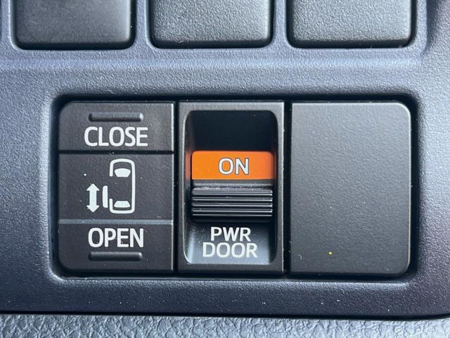 �y�p���[�X���C�h�h�A�z�X�}�[�g�L�[��^�]�Ȃ̃X�C�b�`�ŃX���C�h�h�A�̊J���\���d��������͂����ăh�A���J����K�v�������A���������q�l�ł��A�d���ו��������Ă��鎞�����N�ɊJ���߂ł��܂���