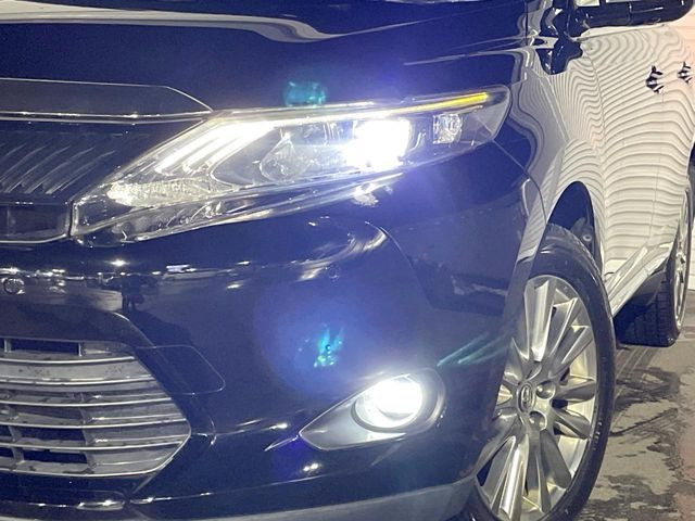 �yLED�w�b�h���C�g�z���V����ԑ��s�����ǍD�Ȏ��E���m�ۂ����S���ĉ^�]�ł��鍂�P�xLED�w�b�h���C�g�𑕔�!�_�����x�������A����d�͂��}�����Ă��܂��B