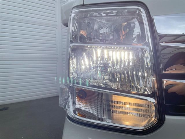 �yHID�w�b�h���C�g�z���ɖ��邭�O�����Ƃ炵�Ă����̂ŁA���V����Ԃ̑��s�������E�ǍD�ň��S���Ă���肢�������܂��B