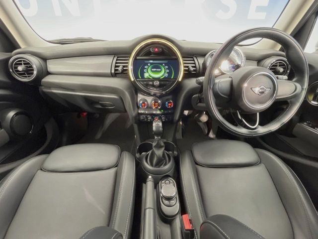 �A���ԃO���[�v���݌ɐ���2,000��!�S���̌n��X���烁�[�J�[�E�Ԏ��킸���Љ�o����̂ŁA���Ȃ��Ƀs�b�^���̂��Ԃ�������͂��ł���܂��͂��₢���킹��������