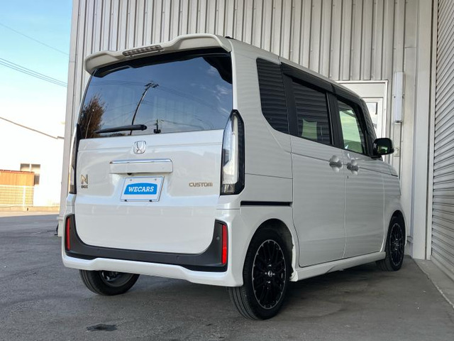 N-BOXカスタムターボ コーディネートスタイル モノトーン