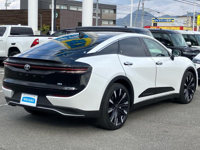 クラウンクロスオーバー2.4 RS アドバンスト E-Four advanced 4WD