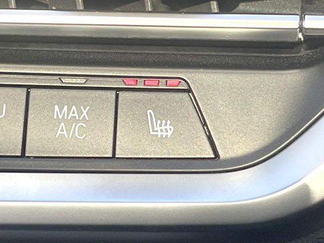 ���t�����g�V�[�g�q�[�e�B���O:�^�]�ȁE����ȋ��ɎO�i�K�Œ��߂��\�ȃV�[�g�q�[�^�[�𑕔����Ă���܂��B�G�߂��킸���K�ɂ��g�p���������܂��B