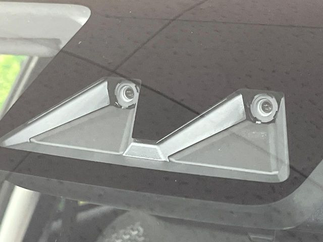 �y�v���N���b�V���Z�[�t�e�B�z�O���̎ԗ��������m���A�Փ˂������Ȏ��͌x��Œ��ӂ𑣂��A�u���[�L�𓥂ޗ͂��T�|�[�g�B�u���[�L�𓥂߂Ȃ������ꍇ�͏Փ˔�Q�y���u���[�L���쓮�A�Փˉ�����T�|�[�g���܂��B