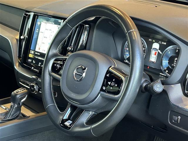 XC60D4 AWD Rデザイン ディーゼル 4WD