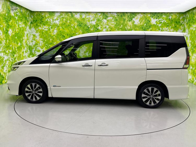 セレナ2.0 ハイウェイスター Vセレクション