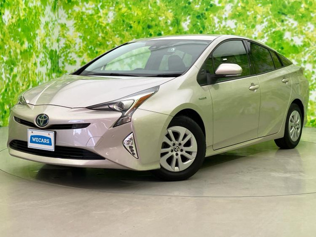 プリウス1.8 S セーフティ プラス