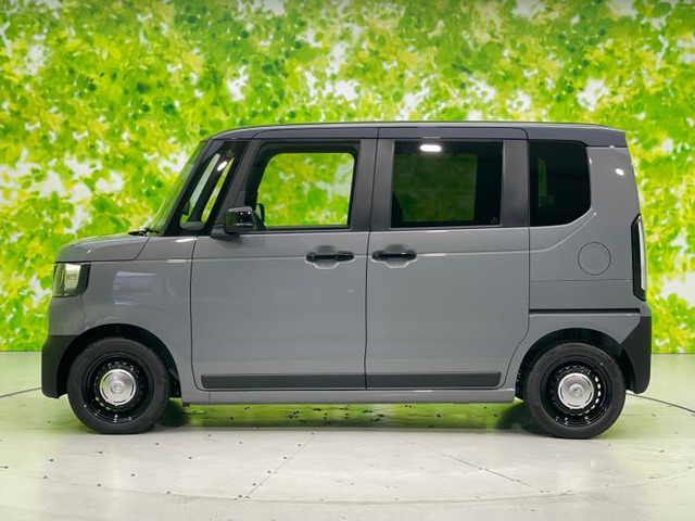 N-BOXジョイ 2トーン