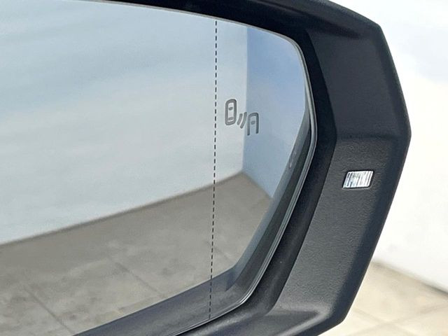 ���u���C���h�A�V�X�g�Z���T�[:���p����̎Ԃ����m���A�h���C�o�[���Ԑ��ύX���s���ۂɁA�x�����Ƌ��ɒ��ӂ𑣂��Ă������S�x���@�\�ł�!