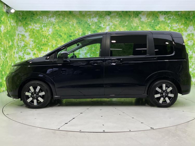 フリード1.5 e:HEV エアー EX