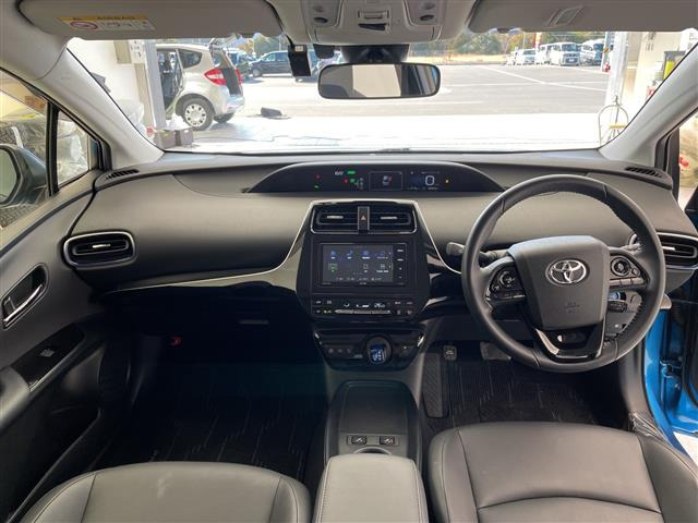 プリウス1.8 S ツーリングセレクション