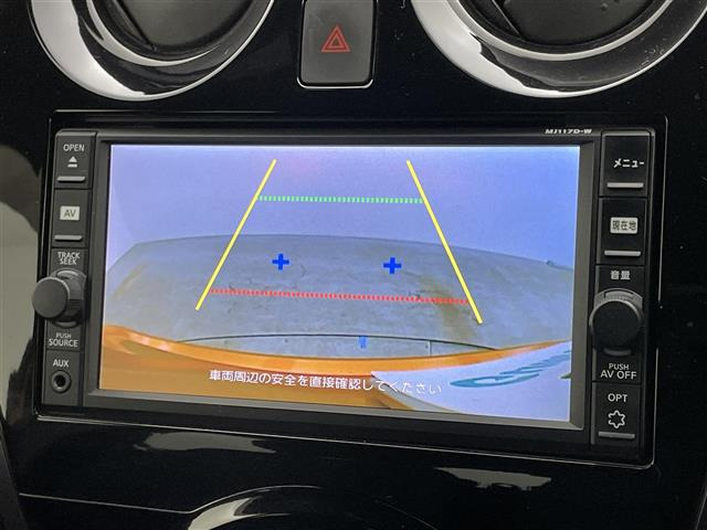 ノート1.2 e-POWER X ブラックアロー