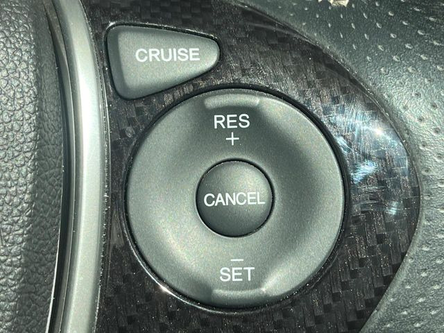 �y�N���[�Y�R���g���[���z�������H�����N���N���s�B�A�N�Z���𗣂��Ă���葬�x�ő��s���ł��A�������^�]���̕��S���y��!�����E�������ȒP�ȃX�C�b�`����Œ����ł��܂��B