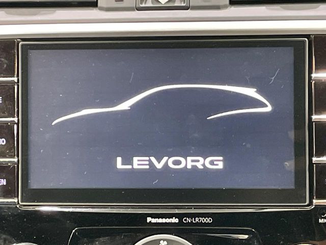 �y�����i�r�z�l�C�̏����i�r�𑕔����Ă���܂��B�i�r�̎g���₷���͂������A�I�[�f�B�I�@�\���[��!�L�����v�◷�s�͂������A�ʋ΂┃�����ȂǕ��i�̃h���C�u���y�����Ȃ�͂���