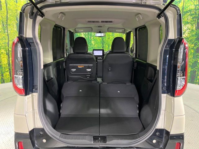 ���i�̂���������ʋ΁A���}���ɏ\���ȉ׎��X�y�[�X���m�ۂ��Ă���܂��B�Z�J���h�V�[�g��|���ƁA�傫�ȉו��̐ύڂ��\�ł���