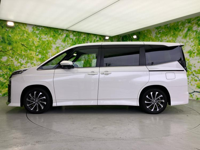 ヴォクシー1.8 ハイブリッド S-Z