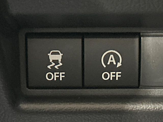 �y�A�C�h�����O�X�g�b�v�z�ԐM����a�؂Œ�Ԃ����ۂɃG���W�����~���A���ʂȔR���̏����}���܂��B�R��������ی�ɂȂ���@�\��G���W���̓u���[�L�𗣂��΍Ďn�����܂��B