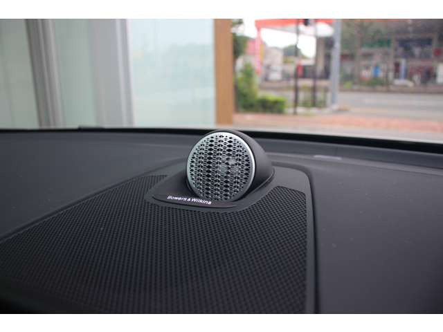 V60ウルトラ T6  AWD プラグインハイブリッド 4WD