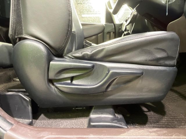 �y�V�[�g���t�^�[�z�V�[�g���ʂ̈ʒu���㉺�ɒ����ł���V�[�g���t�^�[�𑕔��B�啿�ȕ��������ȕ����œK�ȃh���C�r���O�|�W�V�����ŉ^�]�ł��܂��B