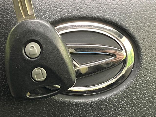 �y�L�[���X�z�������ꂽ�ꏊ����ł��{�^����Ńh�A�̊J���E�{�����ł���̂łƂ��Ă��֗�!�h�A�̌�������ɏ������邱�Ƃ�����܂����