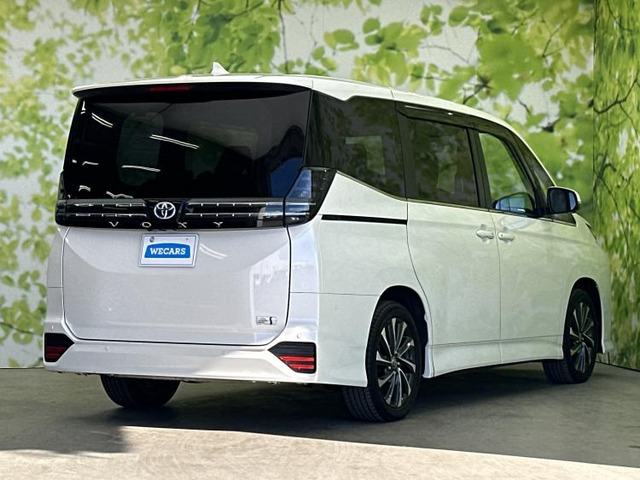 ヴォクシー1.8 ハイブリッド S-Z