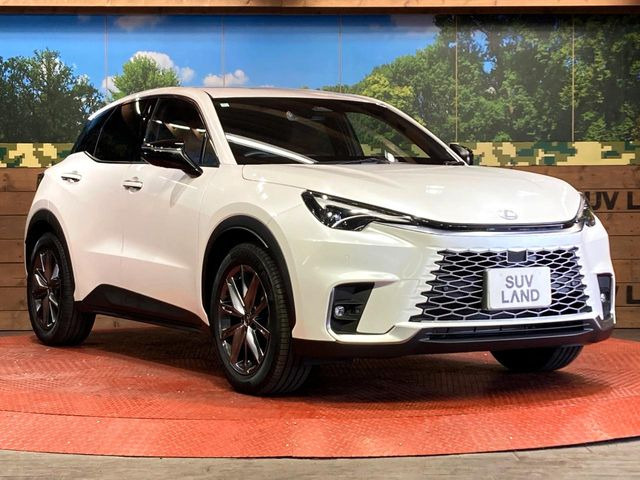 �������x�̃K���X�疌�ŝ����͂������A�㎿�ȃc���E����������B���O����_���J�����؂Ȉ��Ԃ�ی삵�A�F�����E�򉻂�h�~�B�u�e�X�v���b�V���R�[�g�v�A�u�e�v���~�b�T�R�[�g�v���炨�I�т��������܂��B