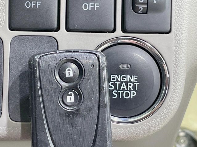 �y�L�[�t���[�V�X�e���z�J�o����|�P�b�g�ɓ��ꂽ�܂܂ł��h�A�̎{���E�������\�ȃX�}�[�g�L�[�𑕔��B�G���W���̃I���E�I�t�����J�M�����o���K�v����������Ƃ��Ă��֗��ł���