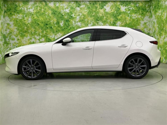 MAZDA3ファストバック1.8 XD プロアクティブ ツーリング セレクション  4WD
