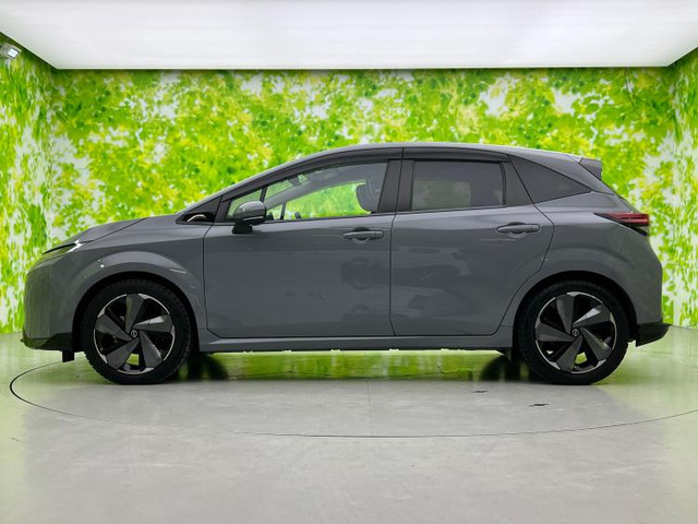 ノートオーラ1.2 G FOUR レザーエディション 4WD