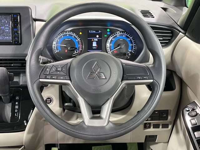 �y�X�e�A�����O�X�C�b�`�z�^�]���A�O������ڐ������炷���ƂȂ��A�I�[�f�B�I���̑��삪�\�ȕ֗��@�\!���S&���K�ȃh���C�u�����o���Ă���܂���