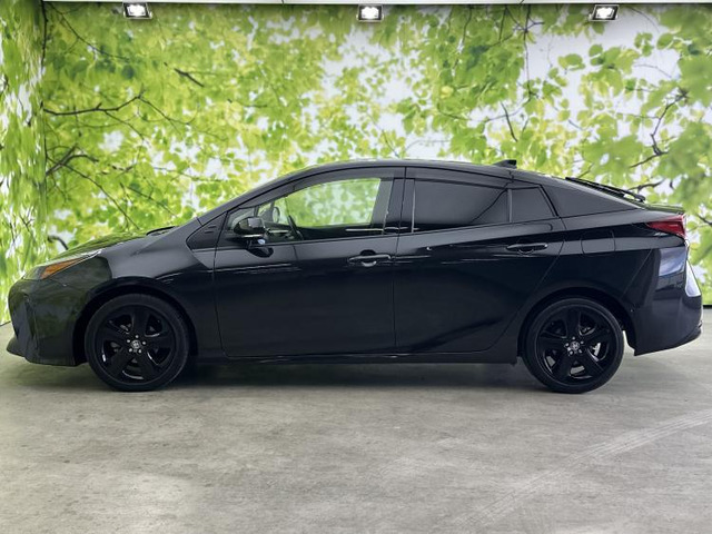 プリウス1.8 A ツーリングセレクション ブラックエディション