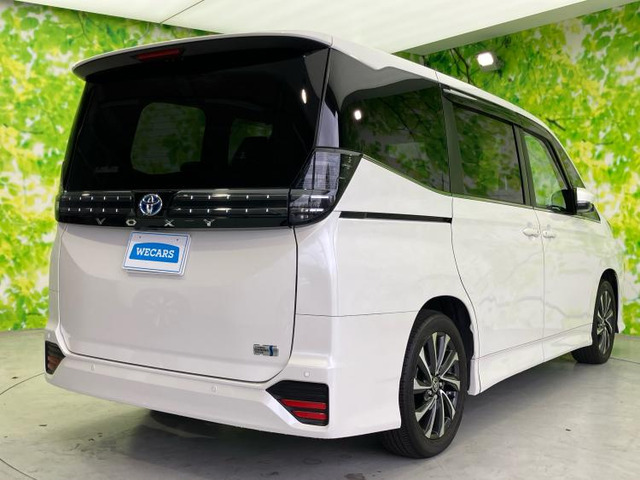 ヴォクシー1.8 ハイブリッド S-Z