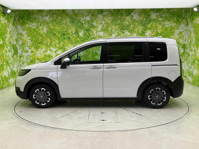 フリード1.5 クロスター