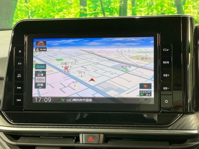 �y�����i�r�z�l�C�̏����i�r�𑕔����Ă���܂��B�i�r�̎g���₷���͂������A�I�[�f�B�I�@�\���[��!�L�����v�◷�s�͂������A�ʋ΂┃�����ȂǕ��i�̃h���C�u���y�����Ȃ�͂���