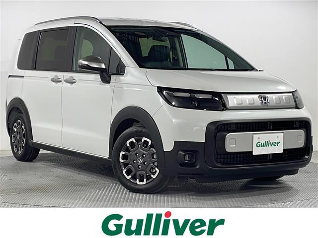 フリード1.5 e:HEV クロスター