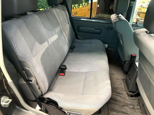 �L�X�Ƃ���2��ڃV�[�g�͋��Z���������A���S�n�����K!�F�B��Ƒ��Ƃ̂��o�����ɂ҂�����ł��B�x�r�[�V�[�g��`���C���h�V�[�g�g�p�������K�ɂ��߂�������������\���ȋ�Ԃ��m�ۂ��Ă��܂��B