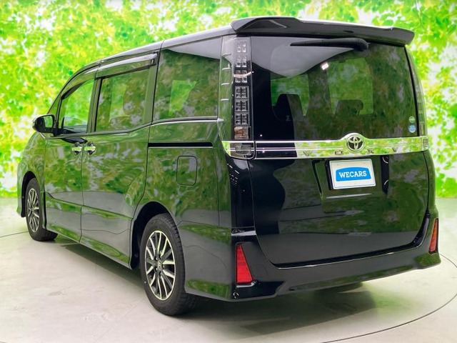 ヴォクシー2.0 ZS 煌