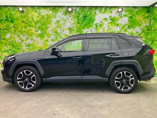 RAV42.0 アドベンチャー 4WD